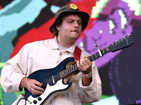 what kind of music does mac demarco make and how has his style evolved over time?